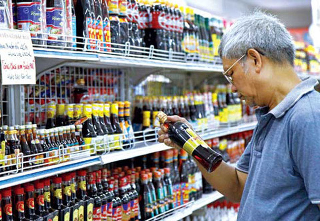 Người tiêu dùng hoang mang trước thông tin nhiễu loạn về nước mắm Ảnh nguồn Internet