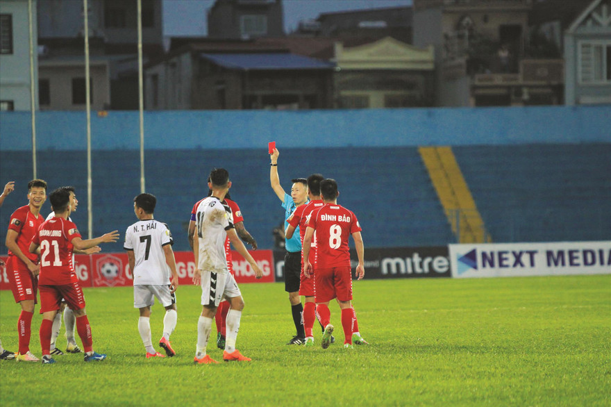 Trọng tài VFF và công nghệ VAR