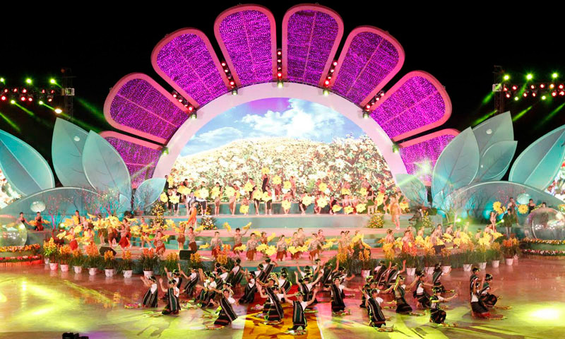 Khai mạc Festival hoa Đà Lạt 2015