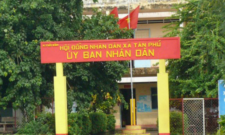 Tại xã Tân Phú, có 5 cán bộ chủ chốt bị kỷ luật do sử dụng văn bằng bất hợp pháp. Ảnh: Dân trí