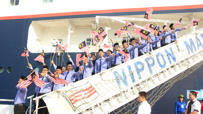 Đón tàu SSEAYP lần 42 năm 2015