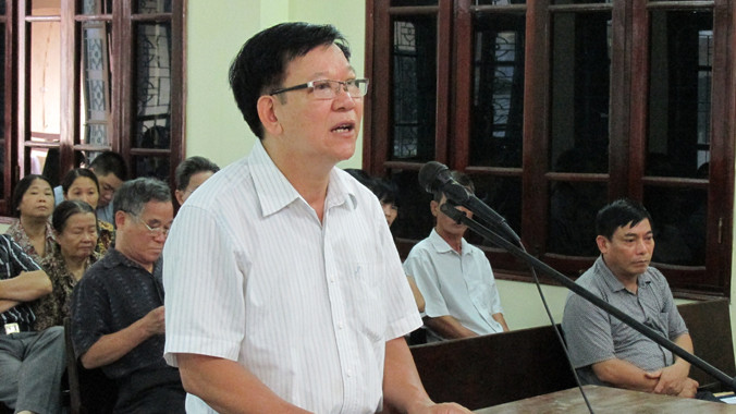 Chiều 10/8, TAND thành phố Thái Bình tuyên buộc TAND tỉnh này phải bồi thường cho ông Lương Ngọc Phi số tiền gần 23 tỷ đồng. Ảnh: Bảo Thắng