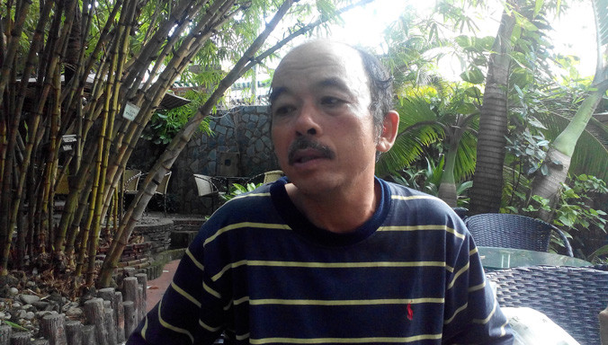 Cứ gần cuối năm, ông Nhàn trở về Quảng Ngãi để kiếm việc làm, qua tết lại lên Bình Phước đi làm rẫy thuê. Ảnh: Việt Văn