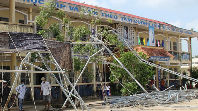 Nhà sập đang được dọn. Ảnh: Ngọc Duyên