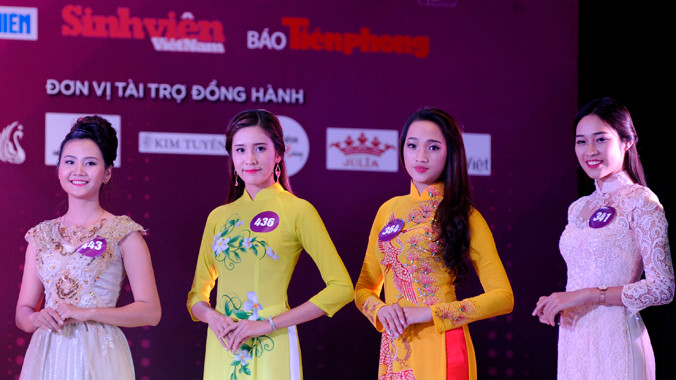 Bốn trong số 50 thí sinh lọt vào vòng chung kết. Ảnh: Xuân Tùng