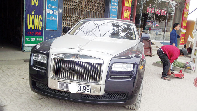 Xe đẹp và biển đẹp. Ảnh: MĐ