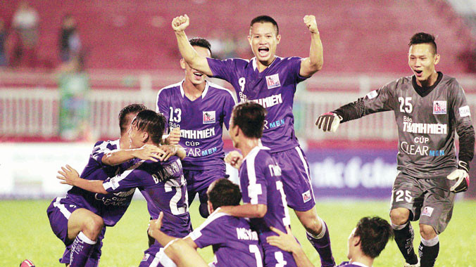 Huế vui mừng khi hy vọng vào bán kết.