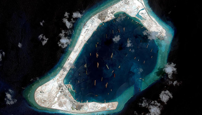 Ảnh vệ tinh ghi lại hoạt động cải tạo trái phép của Trung Quốc ở Trường Sa. Ảnh: Trung tâm Nghiên cứu quốc tế và chiến lược Mỹ