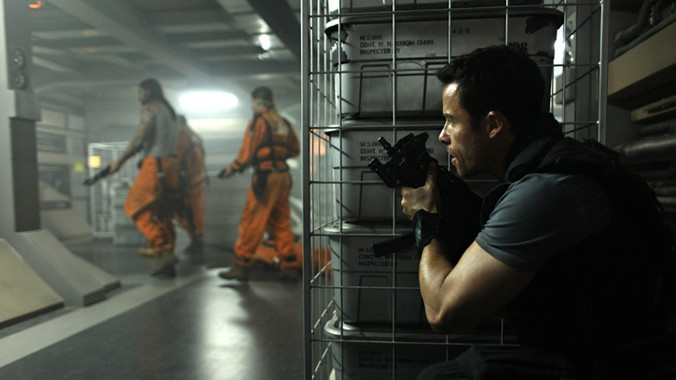 “Lockout” do Luc Besson viết kịch bản bị kết luận đạo từ phim nổi tiếng của John Carpenter.