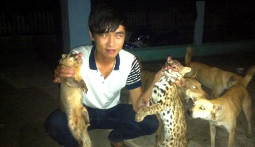 Lý khoe chồn trên Facebook trước khi làm thịt.