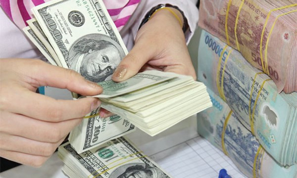 Tỷ giá, lãi suất sẽ tăng?