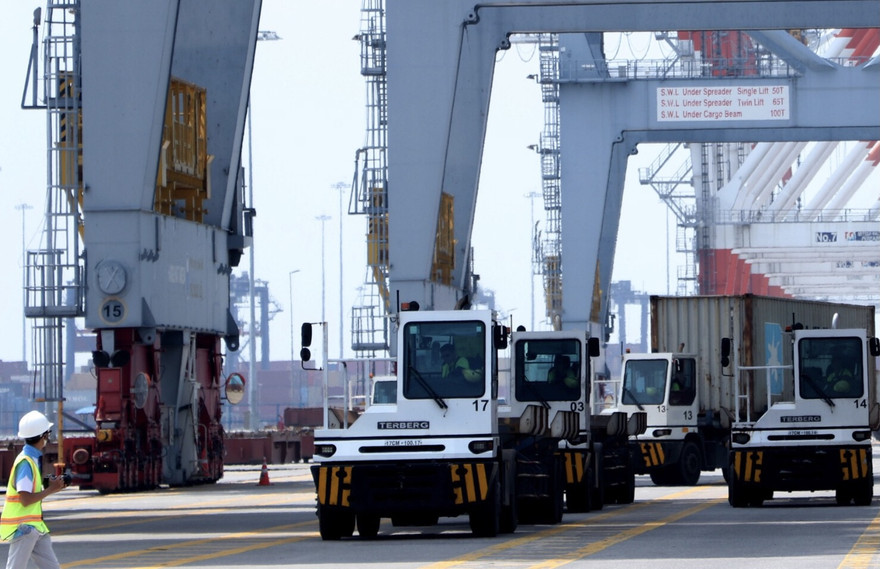 Cước phí vận tải biển tăng, đang làm cho hàng hóa của doanh nghiệp xuất khẩu tăng cao, kém cạnh tranh, thậm chí không đảm bảo giao hàng cho đối tác nhập khẩu Ảnh: Ngô Bình