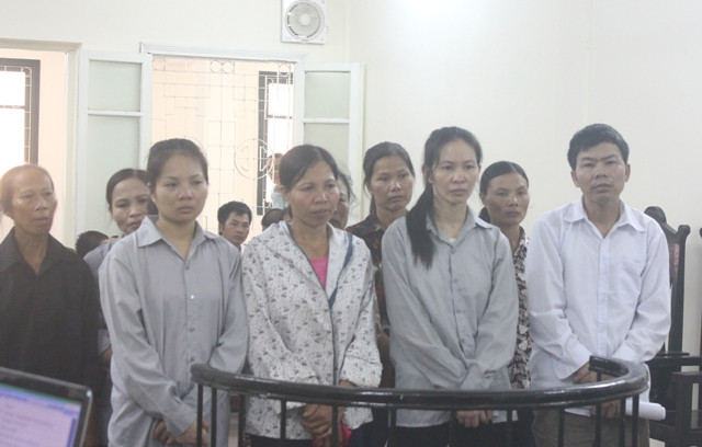 Chỉ vì phản ứng không đúng luật, các nông dân đã phải lĩnh án