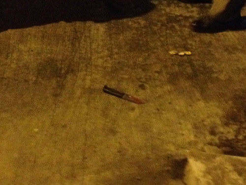 Đâm người khác trọng thương rồi về... treo cổ