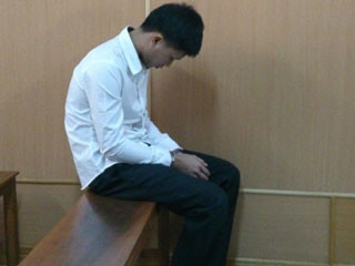 Lãnh án 12 năm tù vì 'quan hệ' với bé 13 tuổi