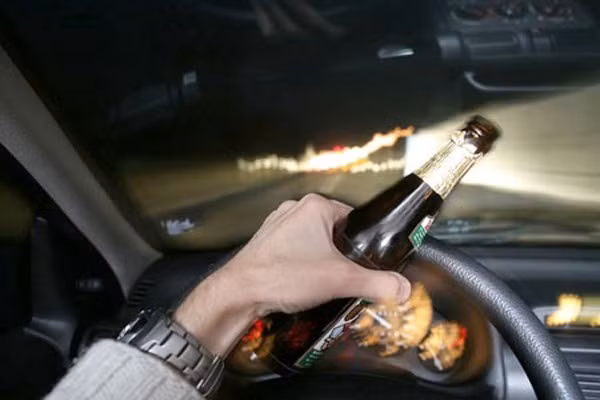 Say rượu lái xe đi mượn: Nộp phạt tương đương giá trị xe