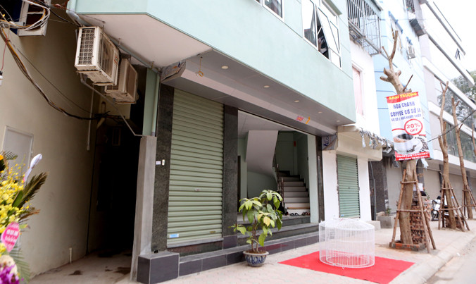 Nhà siêu mỏng, méo mới mọc lên tại phường Khương Thượng. Ảnh: Như Ý