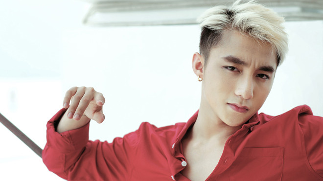 Sơn Tùng M-TP: 'Hot' nhờ… hát không rõ?