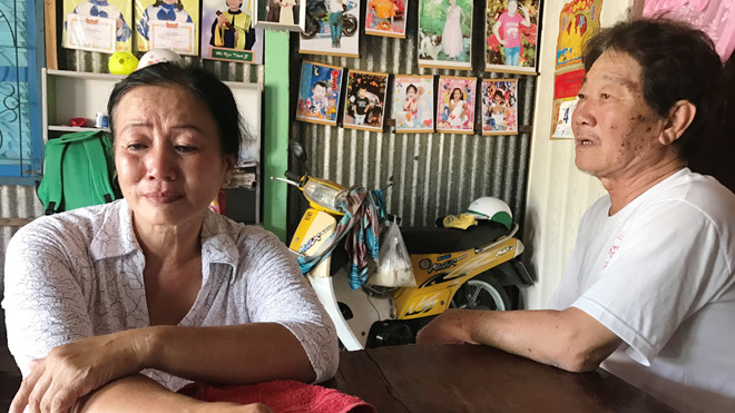 Vợ chồng ông Thương, bà Lệ đều khóc tức tưởi vì bị ức hiếp