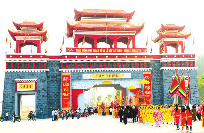 Lễ hội Quốc Mẫu Tây Thiên diễn ra từ ngày mùng 8 tháng Giêng đến ngày 17/2 Âm lịch hàng nãm. Ảnh: Lê Tâm