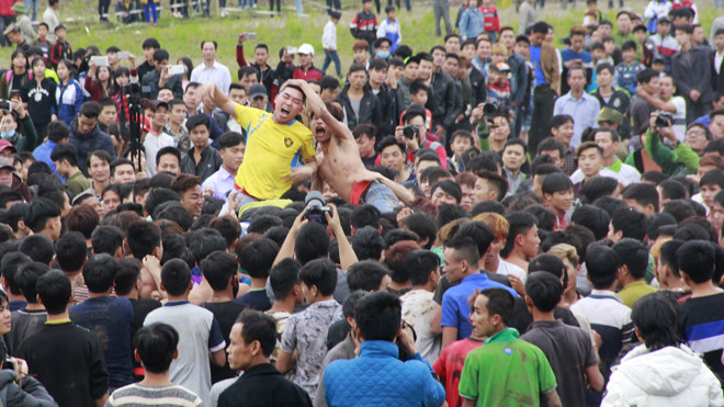 Bộ VHTTDL đề nghị địa phương tìm ra phương án tổ chức Hội phết Hiền Quan tốt hơn vào các mùa sau. Ảnh: Toan Toan