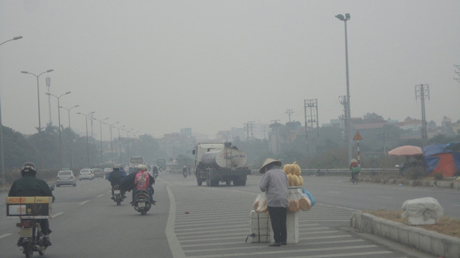 Bán hàng dưới lòng đường