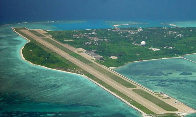 Trung Quốc xây dựng trái phép nhiều công trình, trong đó có đường băng trên đảo Phú Lâm thuộc quần đảo Hoàng Sa của Việt Nam. Ảnh: ELPAIS