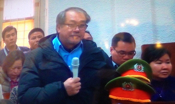 Phạm Công Danh có mặt với tư cách người có quyền lợi nghĩa vụ liên quan.