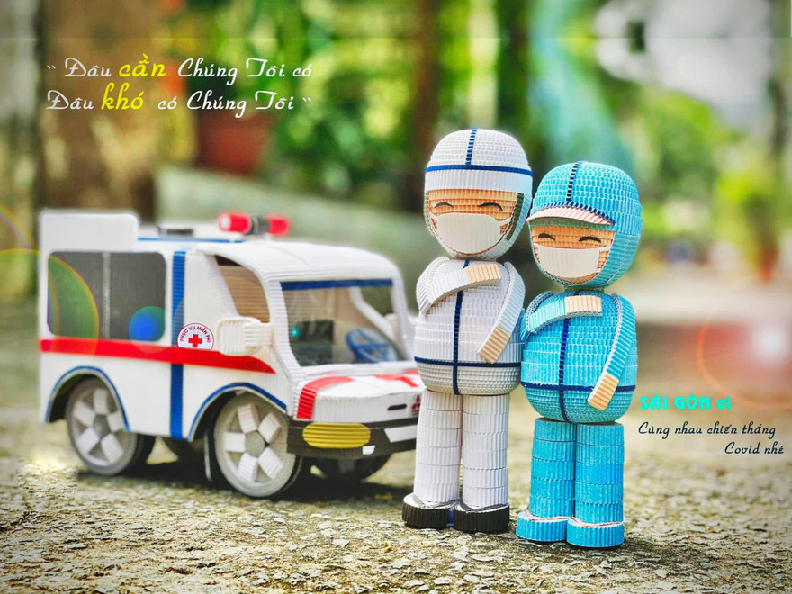 Sản phẩm trong bộ sưu tập “Chống dịch Covid-19” của chị Thanh Thương 
