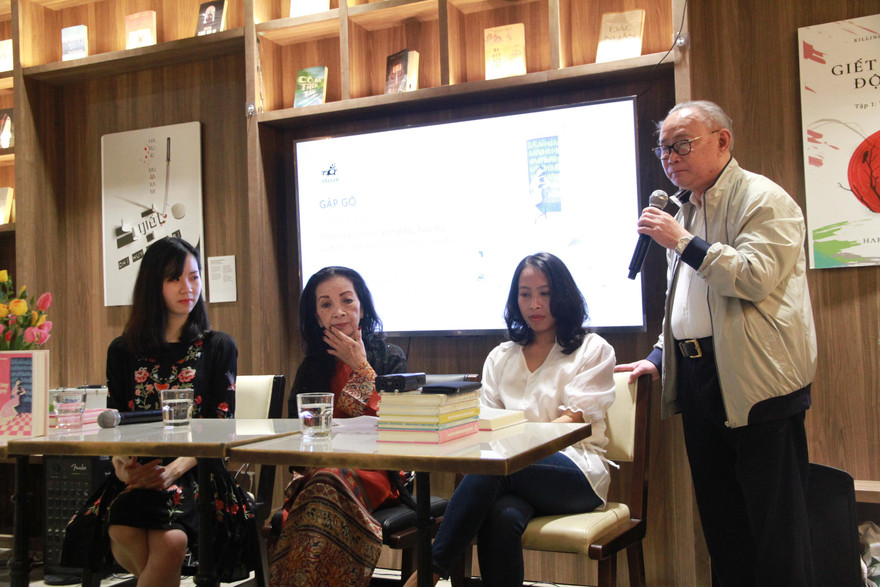 Nhà văn Ngô Thảo nghẹn ngào khi phát biểu cảm nghĩ về sự tái xuất của Nguyễn Thị Hoàng trên văn đàn