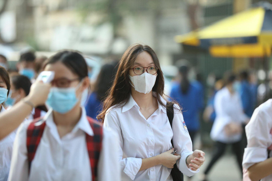 Vì “nồi cơm”, nhiều trường sẵn sàng tuyển vượt chỉ tiêu một số ngành để bù cho những ngành khó tuyển. Ảnh: Như Ý