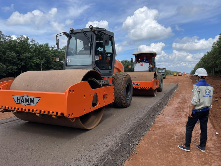 Dự án thành phần thuộc đoạn cao tốc Phan Thiết - Dầu Giây. Ảnh: Nhà thầu cung cấp