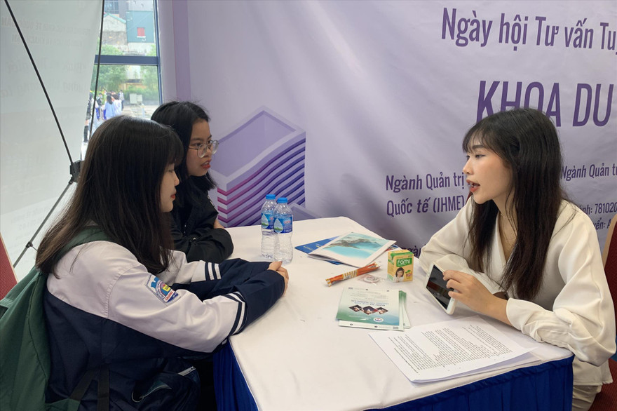 Năm 2022, các trường vẫn lấy kết quả thi tốt nghiệp THPT để xét tuyển (ảnh chụp tháng 3/2021). Ảnh: Nghiêm Huê