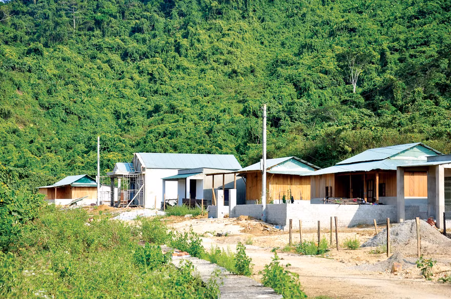 Làng Thanh niên lập nghiệp Thạnh Mỹ những ngày đầu mới thành lập. - Ảnh: Nguyễn Thành