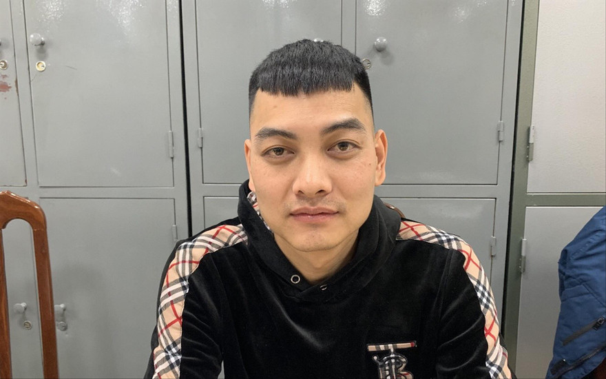 Đối tượng Hồ Văn Khoa tại cơ quan công an