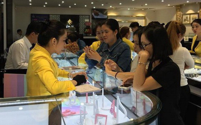 Giá vàng trong nước giảm phiên thứ 5 liên tiếp