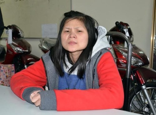 Lê Thị Liên với thái độ khá lỳ lợm tại cơ quan Công an sau khi bị bắt.