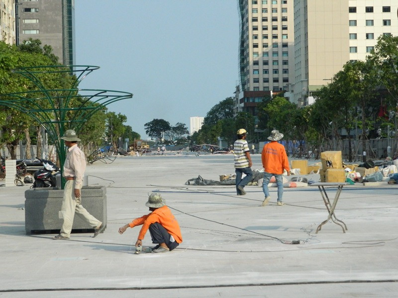 Phố đi bộ đầu tiên ở TP HCM đang dần hoàn thiện