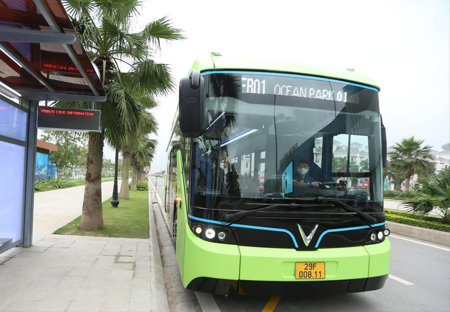 Xe buýt điện chạy thử nghiệm, chờ ngày lăn bánh trên đường Hà Nội 