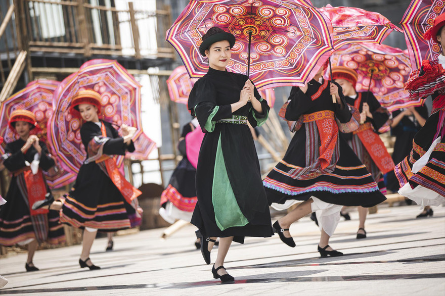 Nhiều doanh nghiệp du lịch hưởng ứng xã hội hóa vắc-xin để du lịch có thể sớm trở lại. Ảnh: Kỳ Sơn