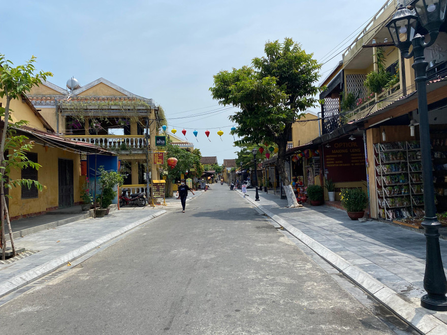 Phố cổ Hội An (Quảng Nam) vắng khách khi dịch COVID - 19 quay lại