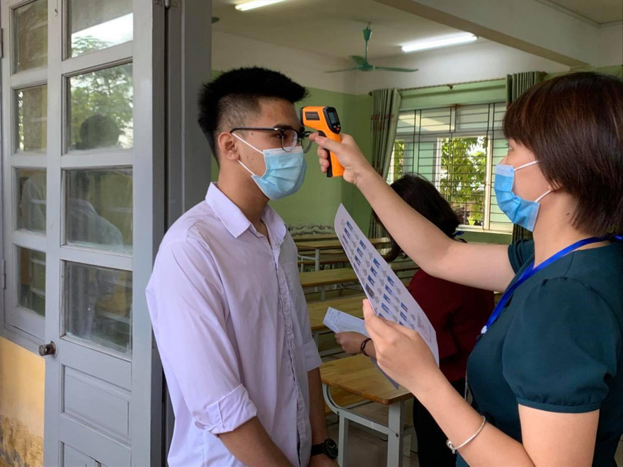 Sẽ đảm bảo quyền lợi tuyển sinh cho tất cả thí sinh trong vùng dịchẢnh: Diệp An