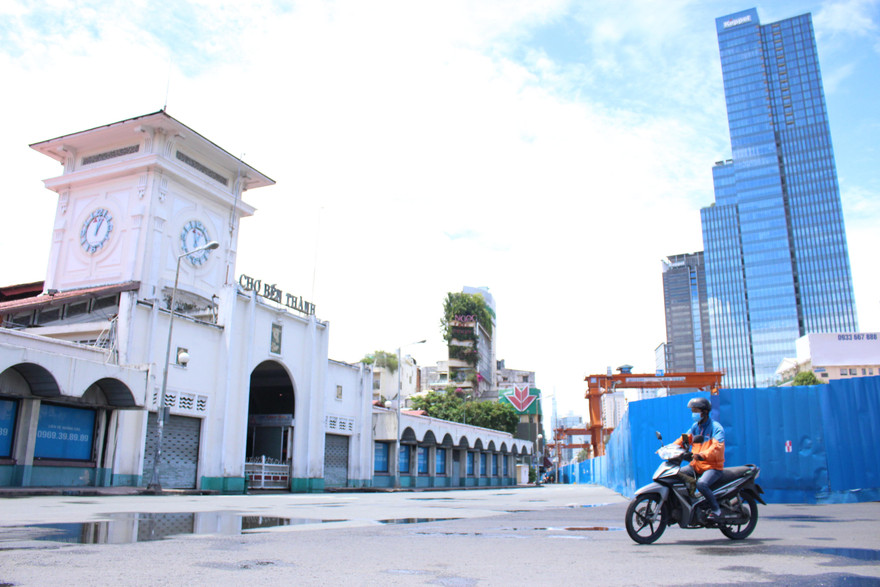 TPHCM trải qua gần 2 tháng giãn cách xã hội nhưng dịch vẫn chưa thuyên giảm 