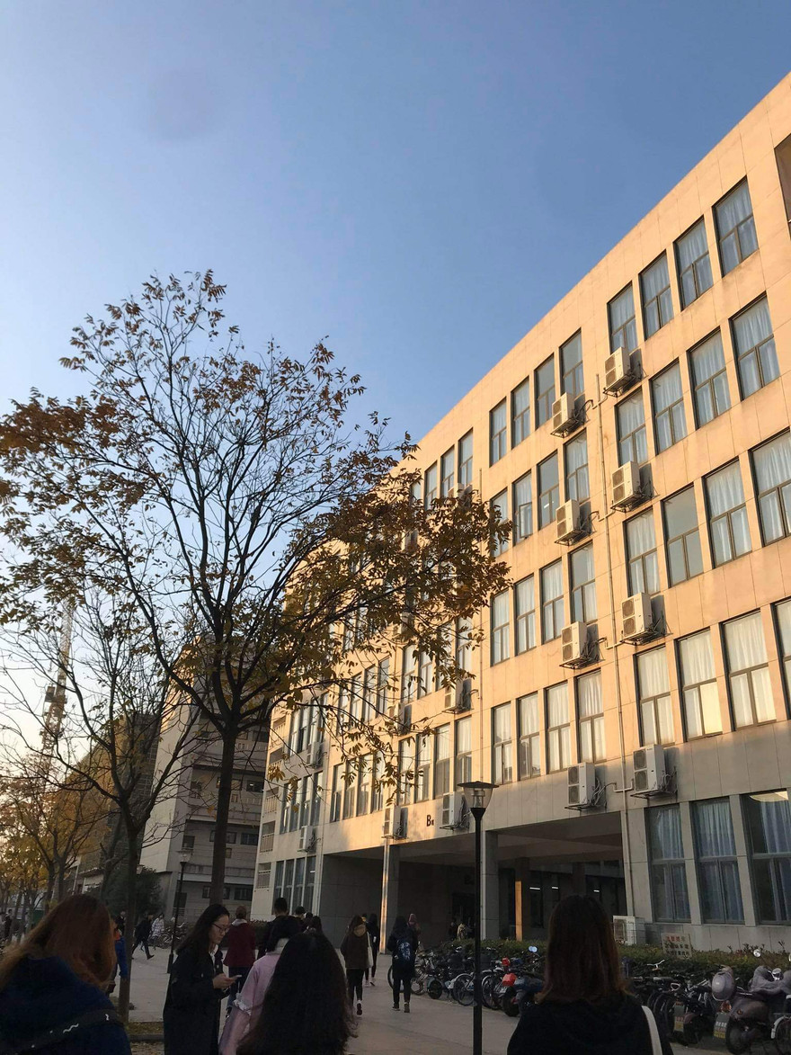 Du học sinh Việt Nam hoãn ngày trở lại Trung Quốc