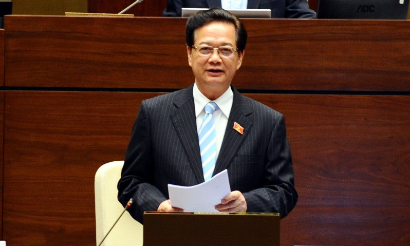 Thủ tướng Nguyễn Tấn Dũng trả lời chất vấn chiều 19/11. Ảnh: Như Ý