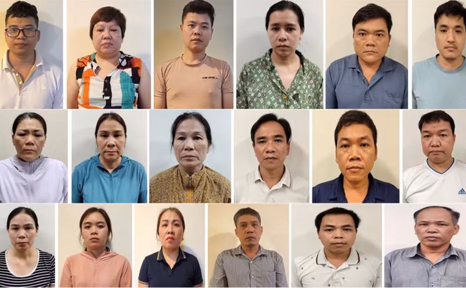 25 bị can bị đề nghị truy tố trong vụ buôn lậu vàng và trốn thuế.