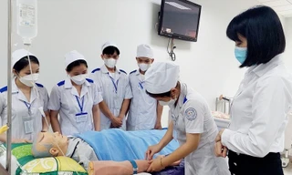 Thực trạng sinh viên Y khoa thiếu cơ hội thực hành trong kỳ thực tập 