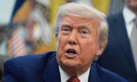 Các ông lớn Hollywood dàn xếp với Tổng thống Trump