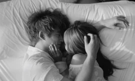 Loạt thuyết âm mưu về Lisa (BlackPink)