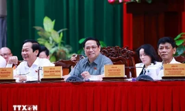 Thủ tướng Phạm Minh Chính tiếp xúc cử tri thành phố Cần Thơ